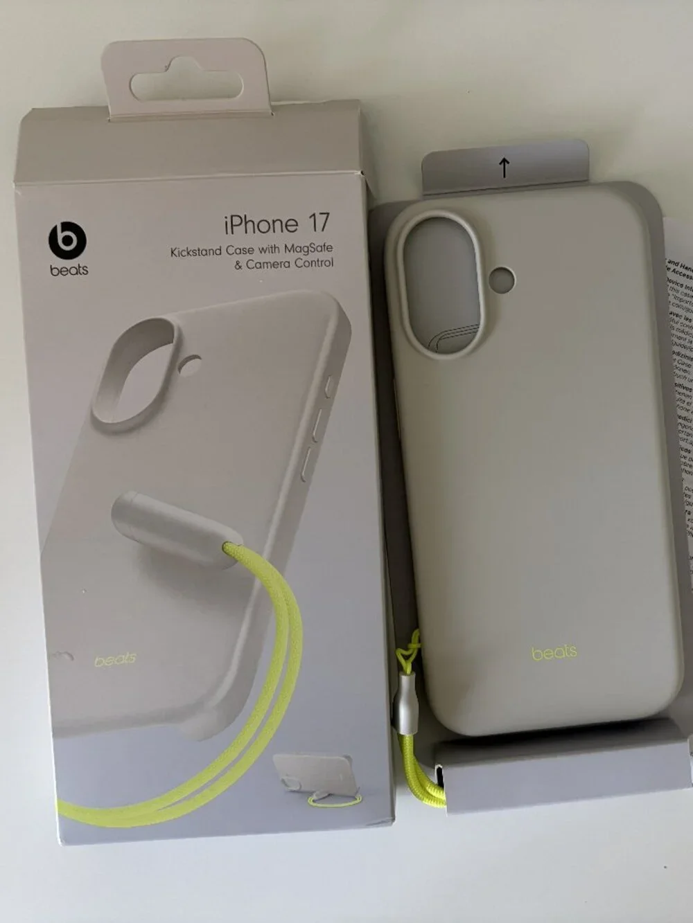 Beats iPhone 17 Kickstand Case with MagSafe